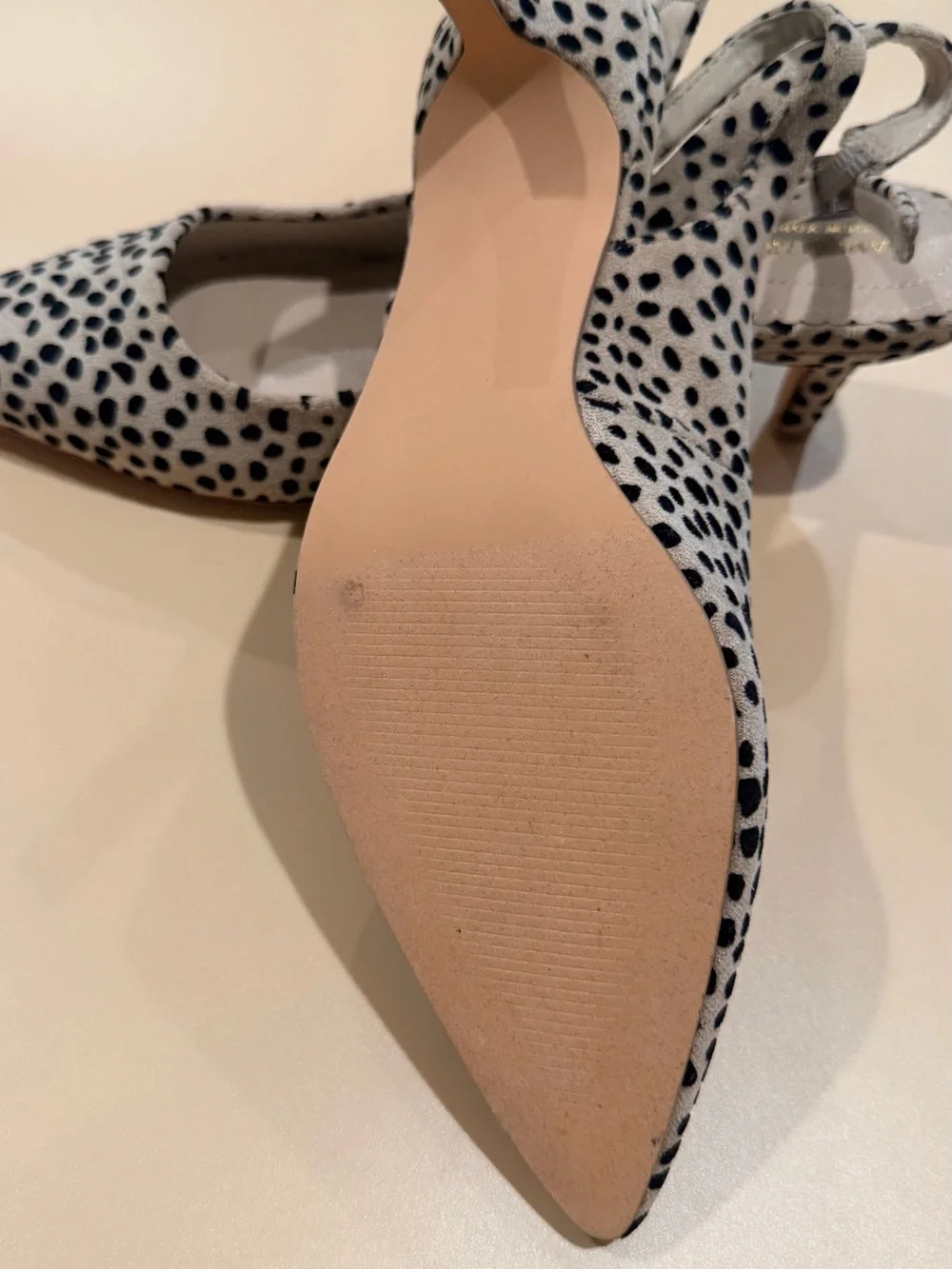 Isaac Mizrahi Beige Leopard Print Pointed Slingback Heels